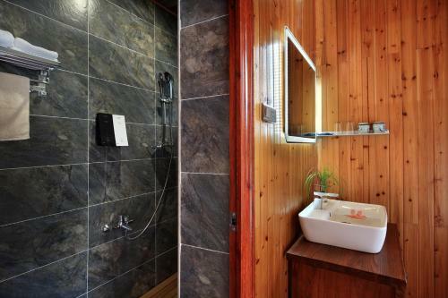 Hostal Baike Hotel