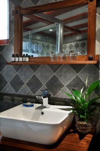 Hostal Baike Hotel