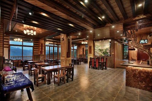 Hostal Baike Hotel