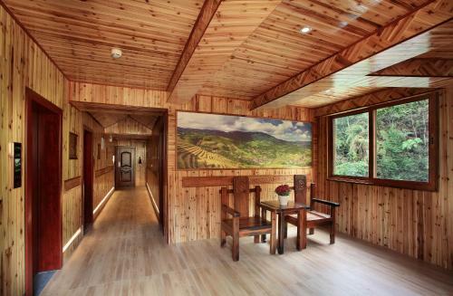 Hostal Baike Hotel