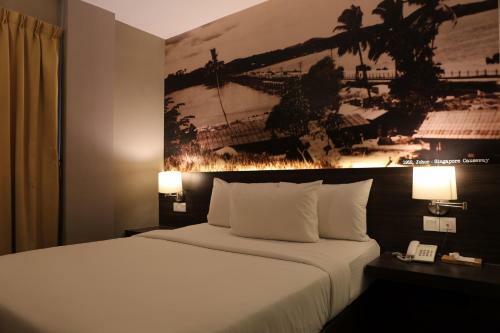 The Grand Jade Hotel