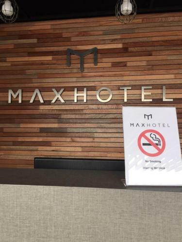 Max Hotel Subang Jaya