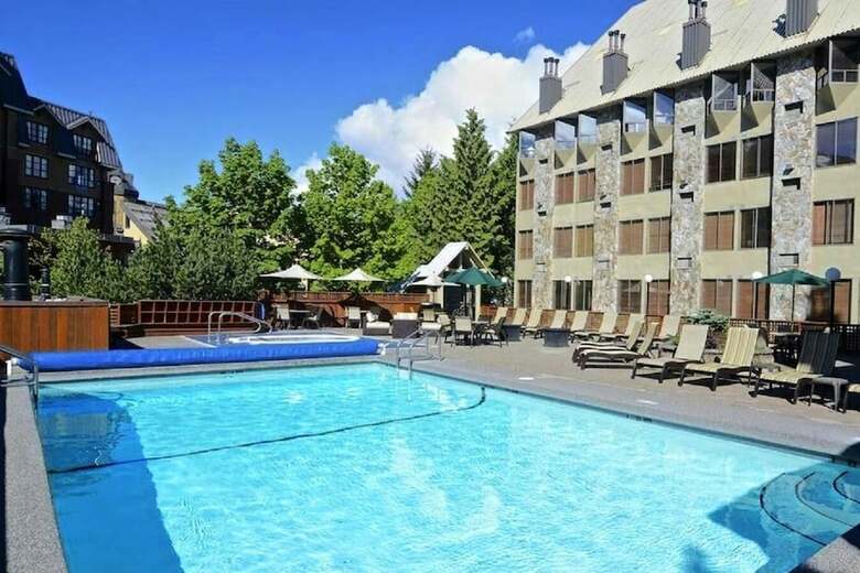 Hotel Executive Inn At Whistler Village