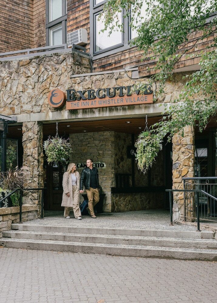Hotel Executive Inn At Whistler Village