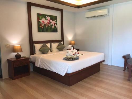 Hotel The Hip Resort @ Khao Lak