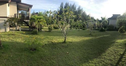 Hotel The Hip Resort @ Khao Lak