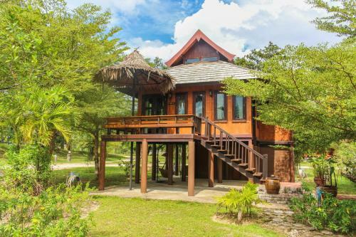 Hotel Thailife Homestay Resort & Spa