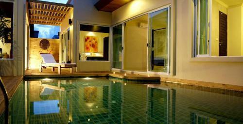Karon Beach Walk Villa