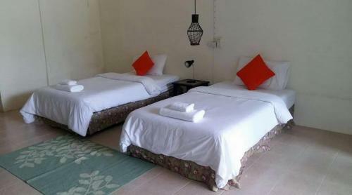 Sunshine Inn Resort