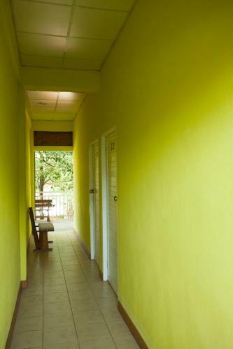 Sunshine Inn Resort