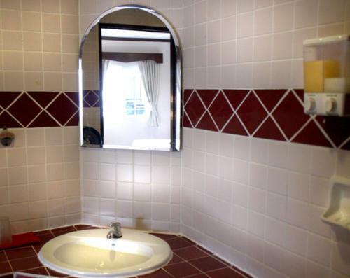 Hotel Karon Cafe Inn