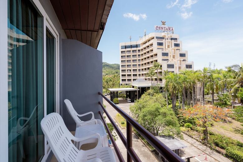 Hotel De Karon