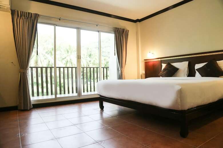 Hotel De Karon
