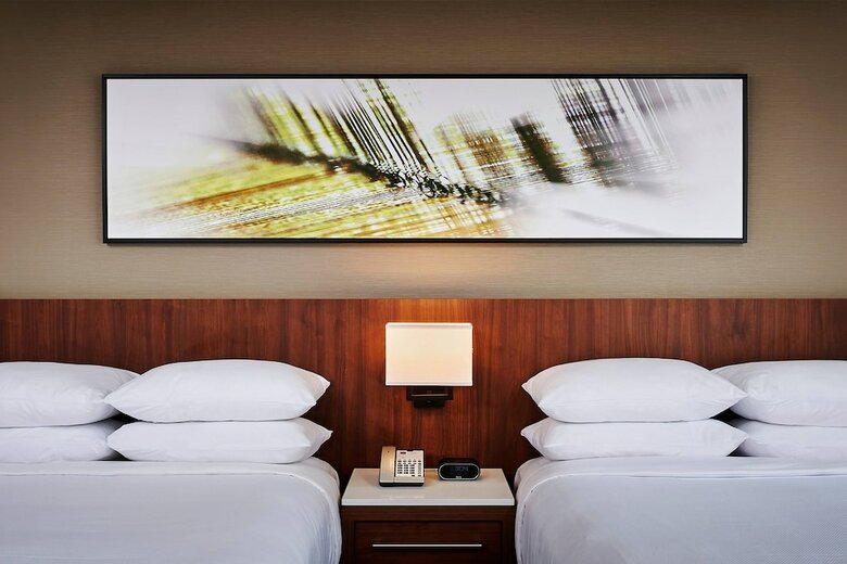 Novotel Toronto Mississauga Centre Hotel
