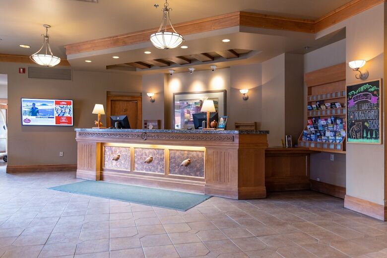 Hotel Banff Ptarmigan Inn
