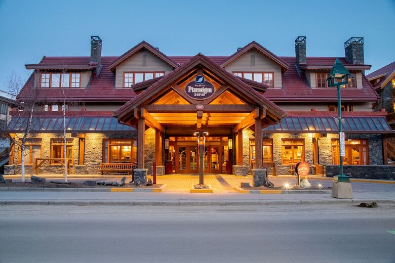 Hotel Banff Ptarmigan Inn