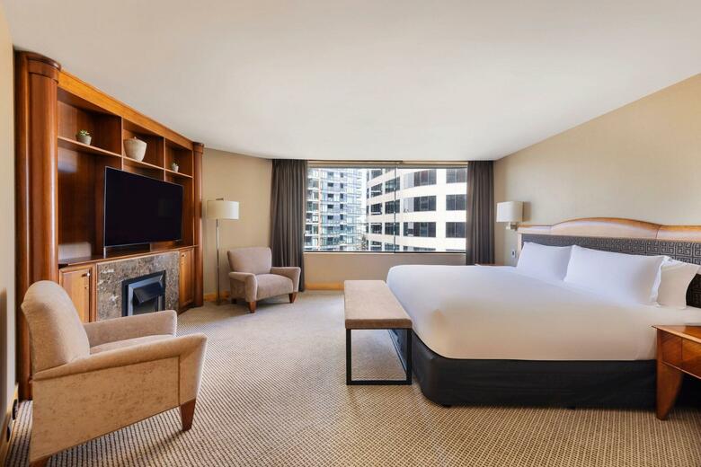 Hotel Stamford Plaza