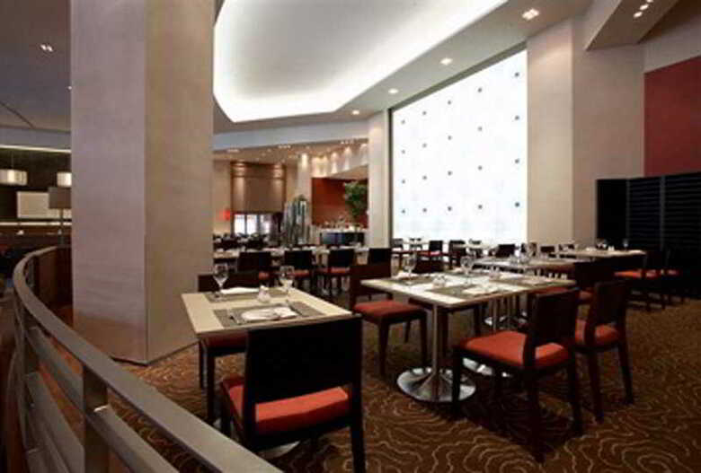 Hotel Stamford Plaza