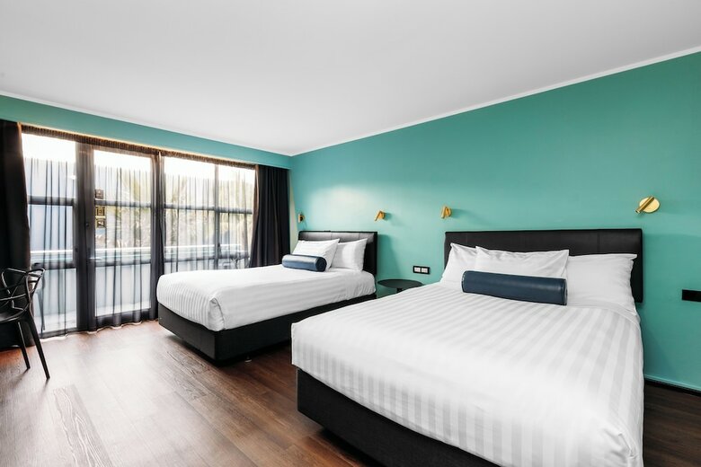 Naumi Auckland Airport Hotel