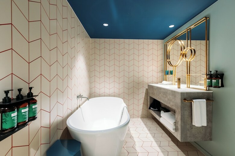 Naumi Auckland Airport Hotel