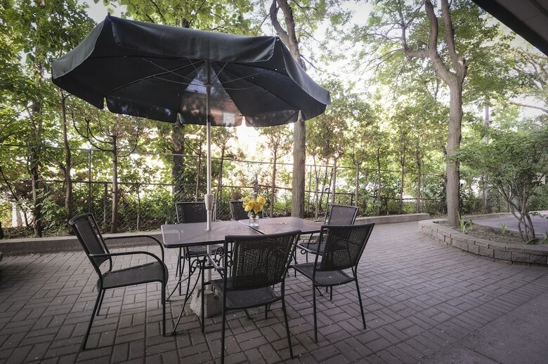 Hotel Monte Carlo Inns Toronto West Suites