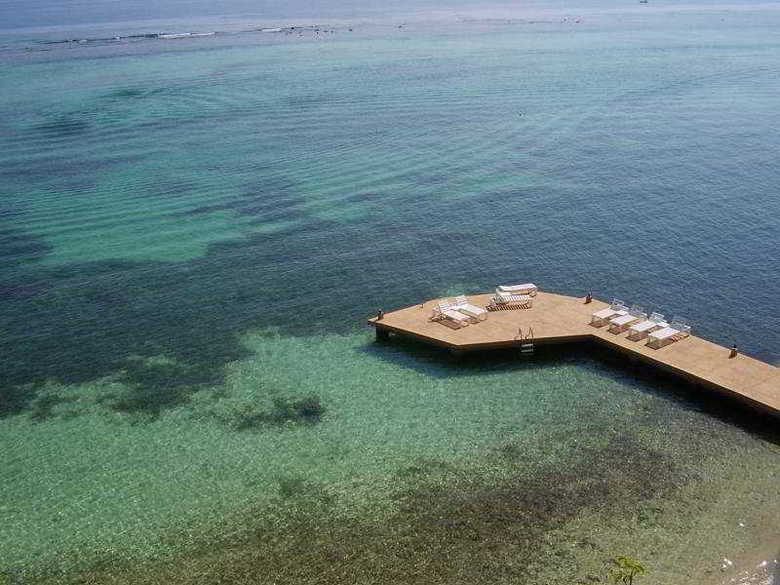 Hotel Moxon Beach