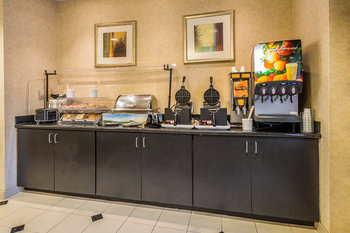 Hotel Comfort Suites
