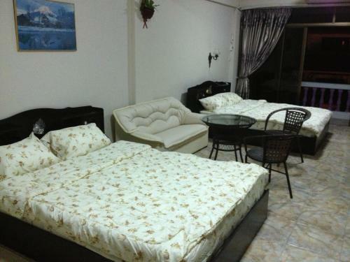 Hostal Artem's Guesthouse
