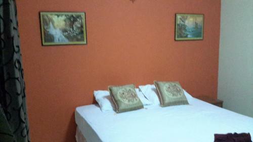 Hostal Cheap Rooms Guesthouse