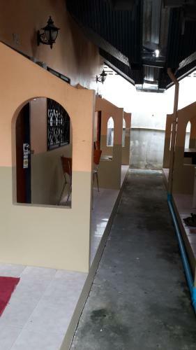 Hostal Cheap Rooms Guesthouse
