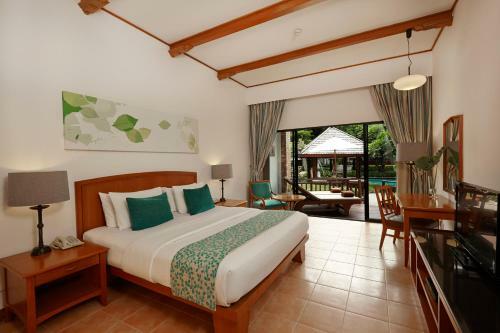 Woodlands Hotel And Resort Pattaya