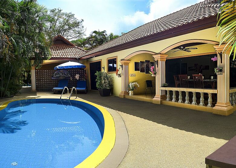 Coconut Paradise Villas