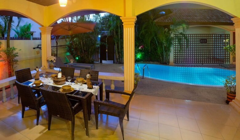 Coconut Paradise Villas