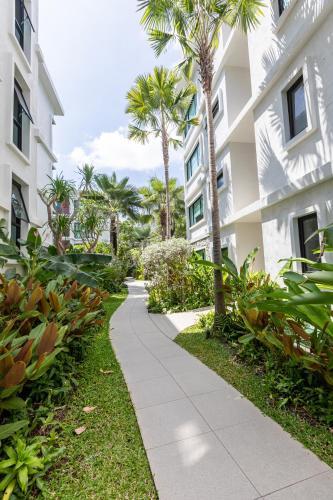 Apartamentos The Title Beach Front