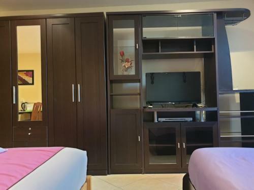 Hostal Chaiyapoon Inn