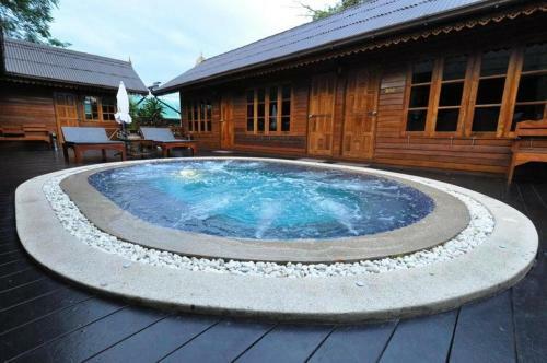 Basaya Beach Hotel & Resort