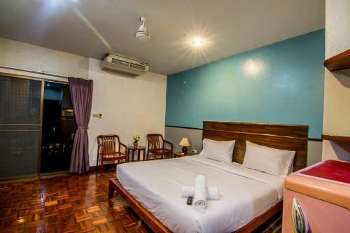 Hotel Sutus Court 4