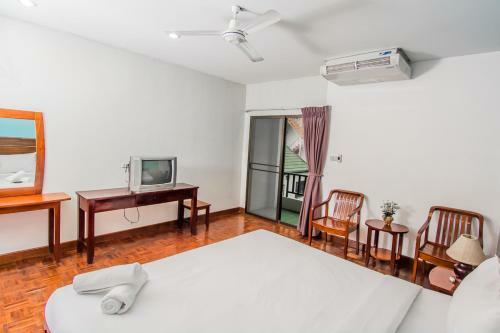 Hotel Sutus Court 4