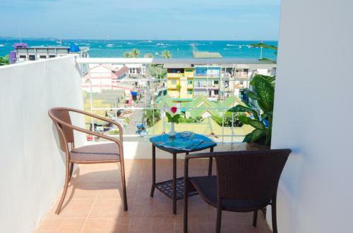 Eastiny Seven Hotel