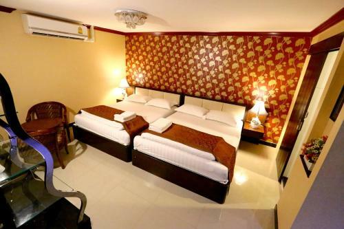 Hostal Katesiree Residence
