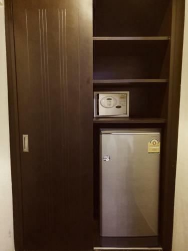 Hostal Katesiree Residence