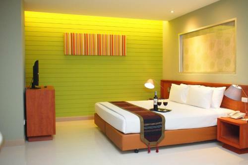 Long Beach Cha-am Hotel
