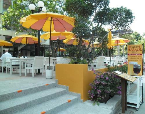 Long Beach Cha-am Hotel