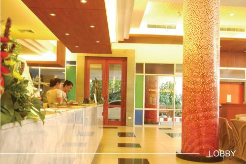 Long Beach Cha-am Hotel