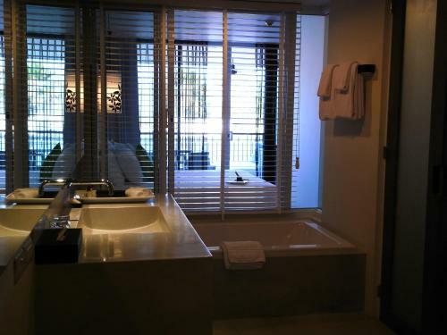 Hotel Cher Resort