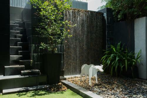 Hotel Cher Resort