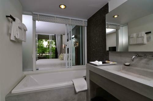 Hotel Cher Resort