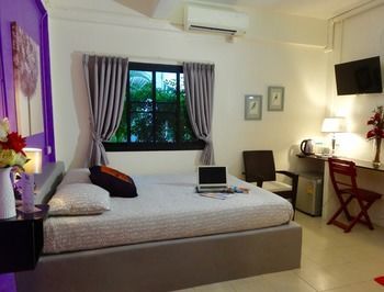 Hostal The Beach Cha Am Guest House