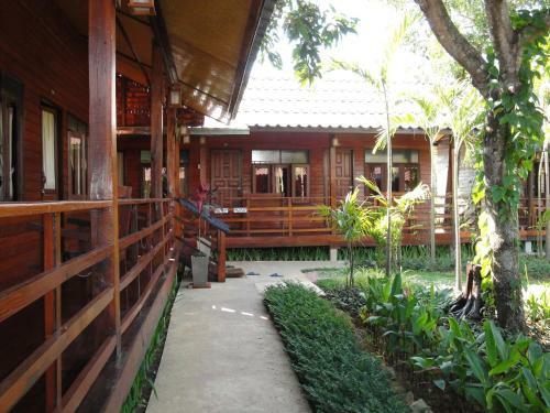 Hotel Namkhong Guesthouse And Resort