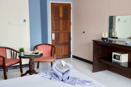 Hostal Golden Guesthouse By The Beach Cha Am